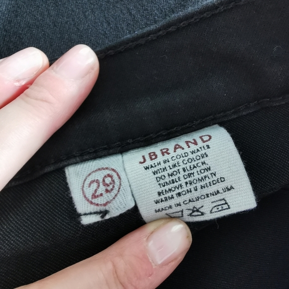 J Brand Alana Black Zipper Pocket Jeans - Picture 5 of 16